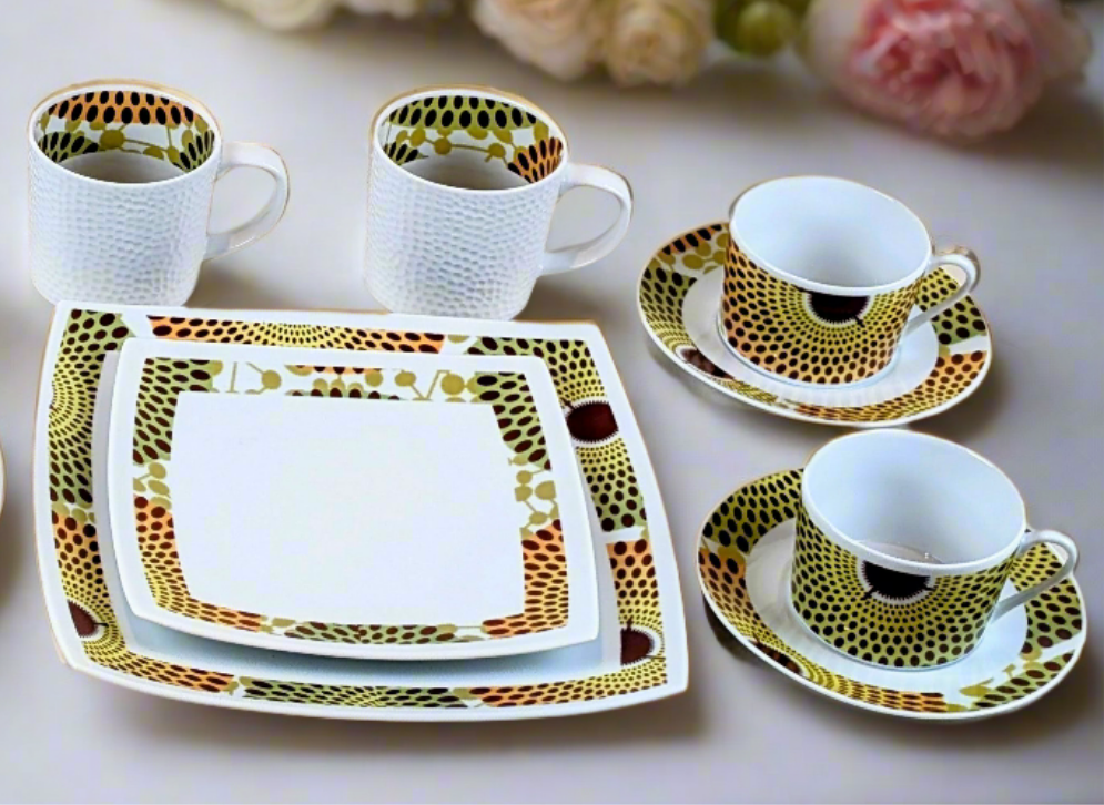 Tasse à Thé en porcelaine fine  Française fabriquée à la demande avec soucoupe motif plein wax d'Afrique Gammaphone