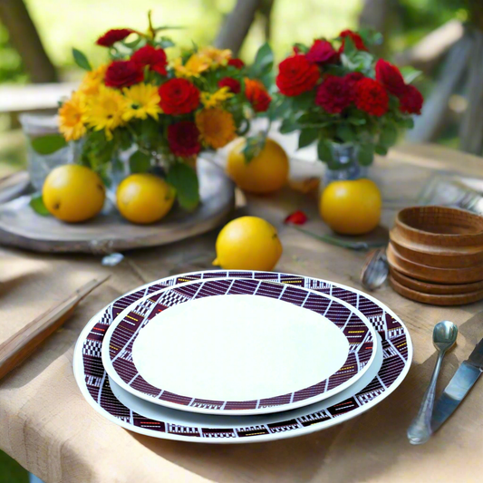 Coffret d'assiettes ovales en porcelaine fine Française fabriquées à la demande avec  motif anneaux Ethnique de Côté d'Ivoire "Sénoufo bleu indigo" dans coffret de 6
