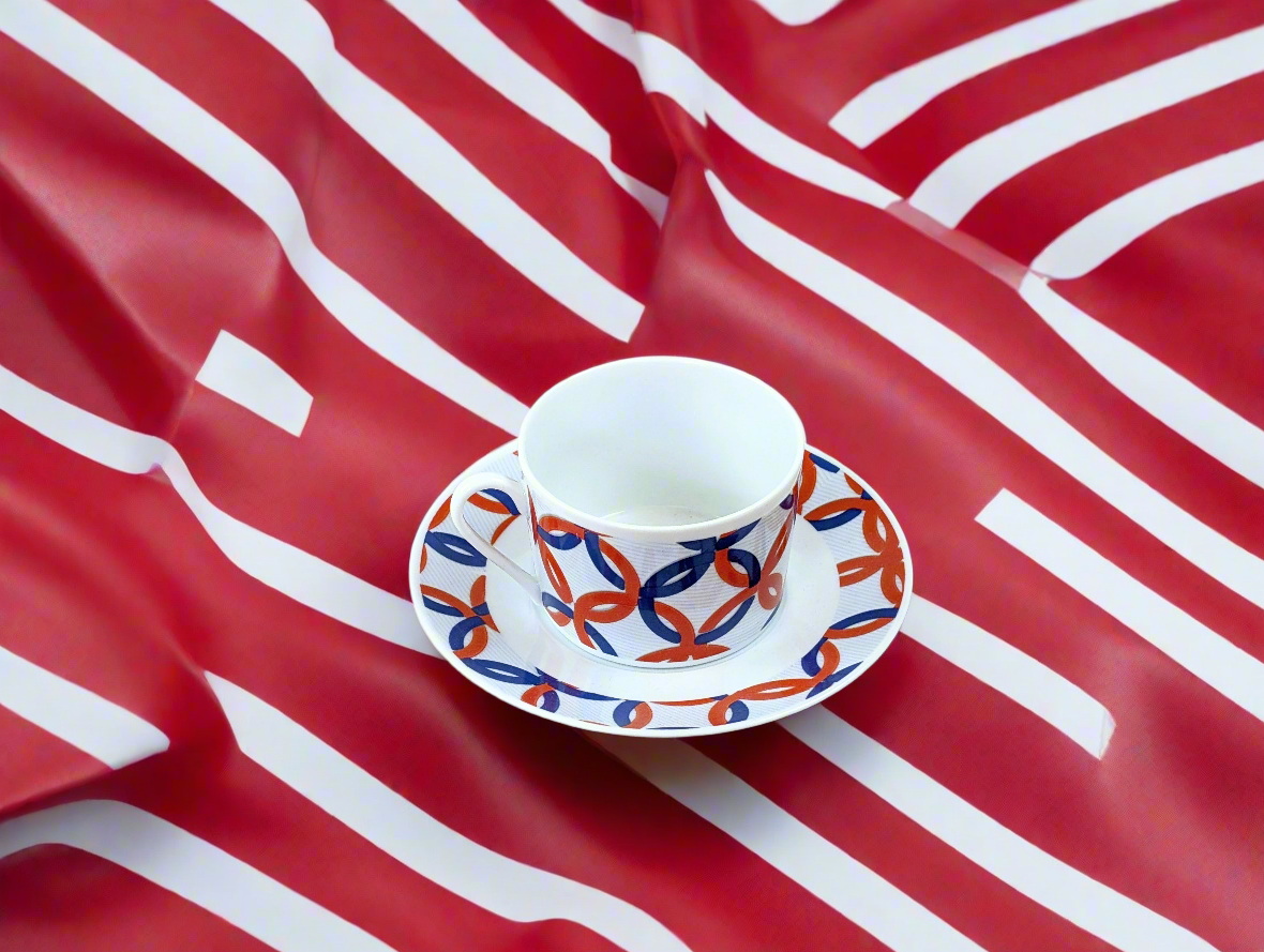 Tasse à thé en porcelaine fine Française fabriquée à la demande avec soucoupe motif africain WAX "jeux Olympiques"