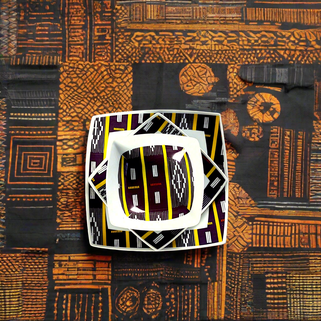 Coffret d'assiettes carrées en porcelaine fine Française fabriquées à la demande avec motif bande Ethnique d'Afrique "Baoulé" de Côte d'Ivoire dans coffret de 6 assiettes