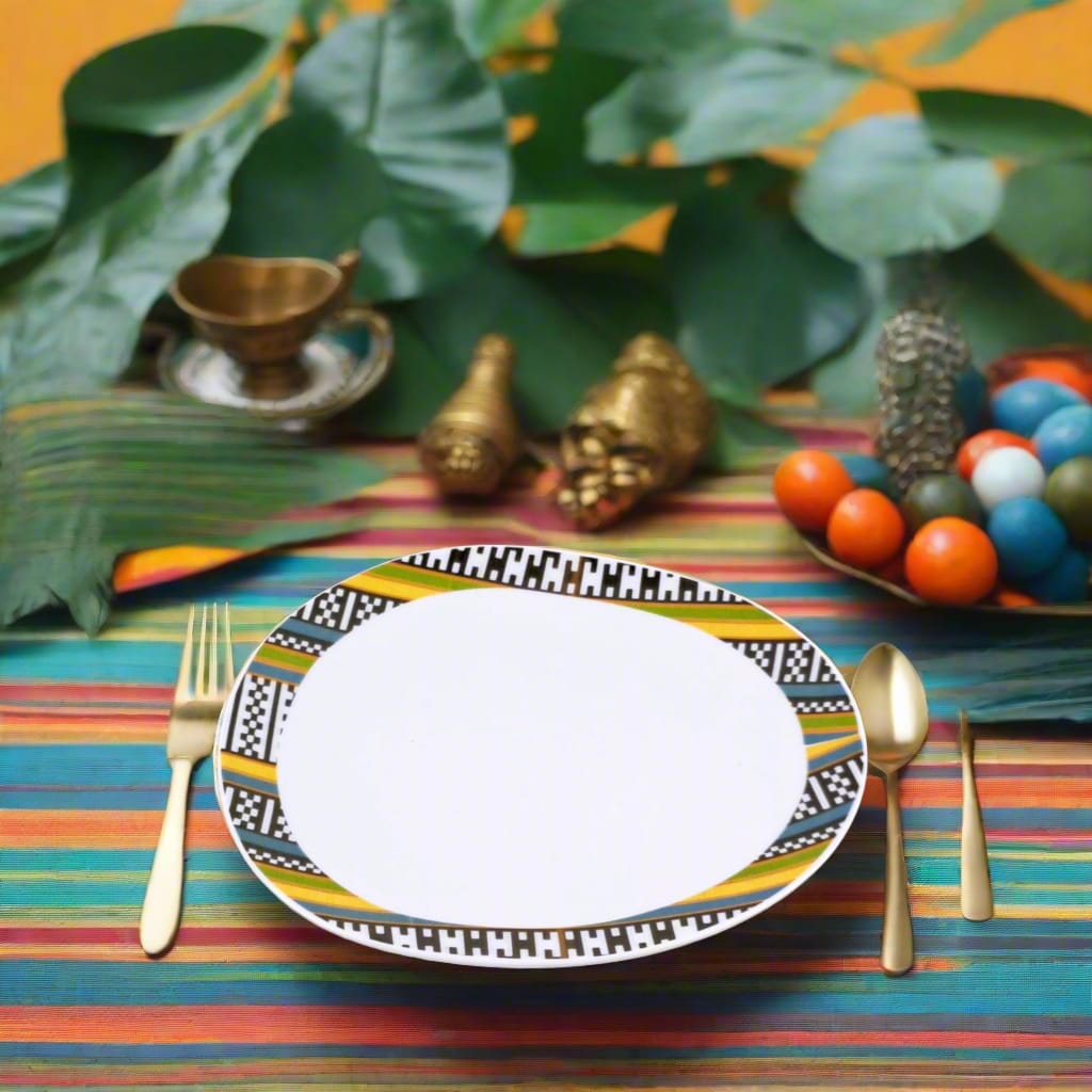 Coffret d'assiettes ovales en porcelaine fine Française fabriquées à la demande avec motif anneau tribal "tera tera", "kounta" "Kanta" dans coffret de 6 assiettes