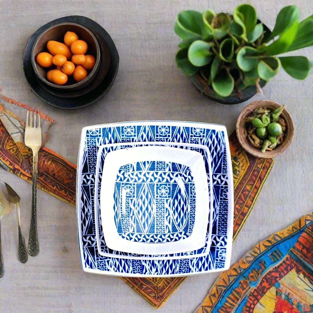 Coffret de 6 pièces carrées avec motif anneau "Ndop", présenté dans un coffret