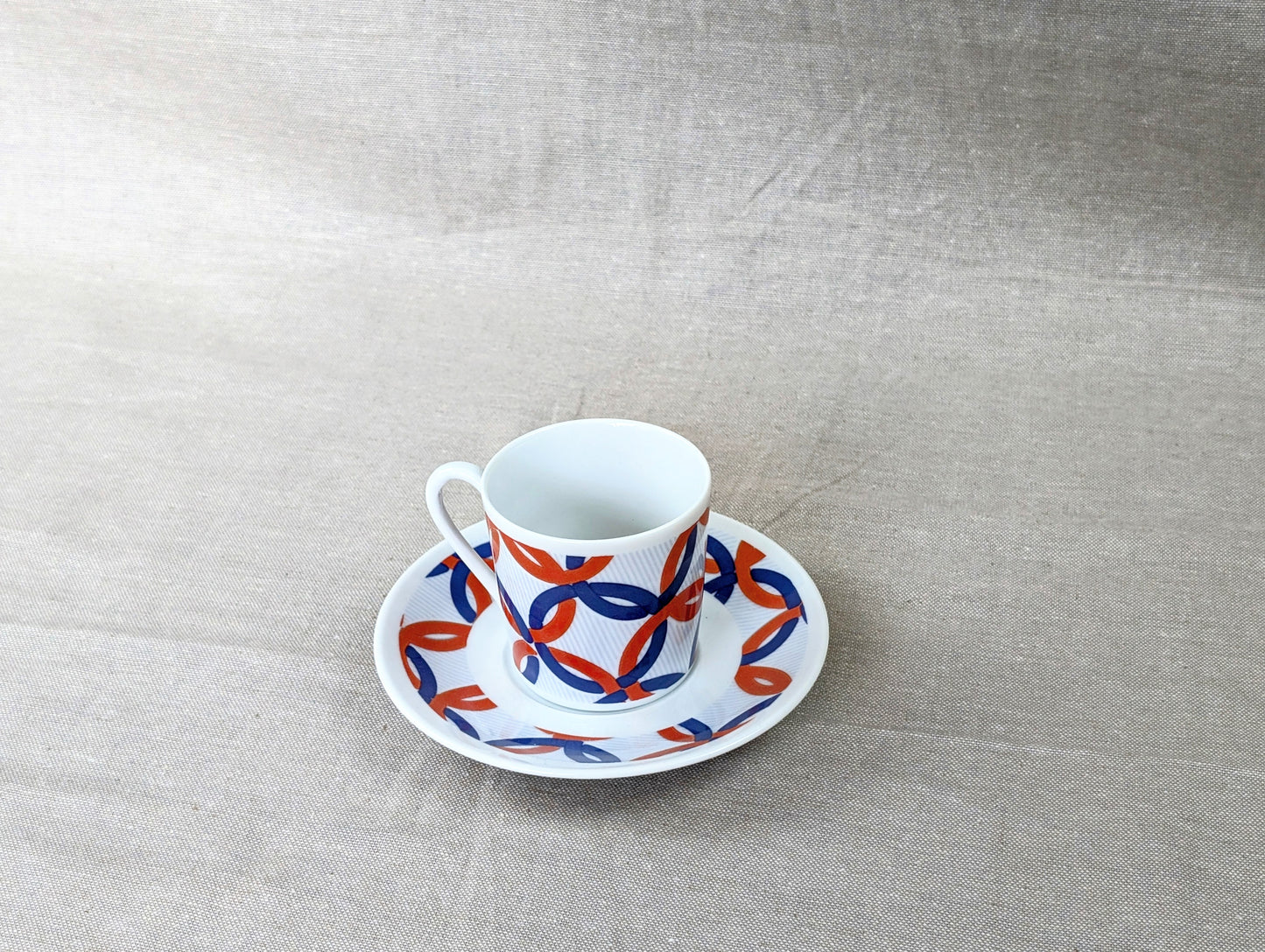 Tasse à Café en porcelaine fine Française fabriquée à la demande avec soucoupe motif africain WAX "jeux Olympiques"