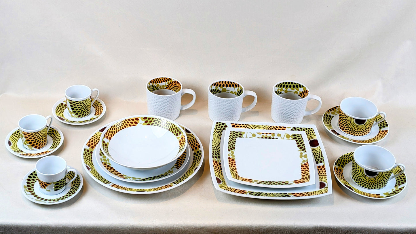 Coffret d'assiettes en porcelaine Française fabriquées à la demande avec motif anneaux fins "Gammaphone" dans coffret (6 pièces)