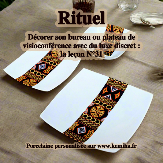 Luxe Discret au Bureau : Quand la Porcelaine Française et l’Art Africain Transforment Votre Visioconférence en Moment d’Élégance