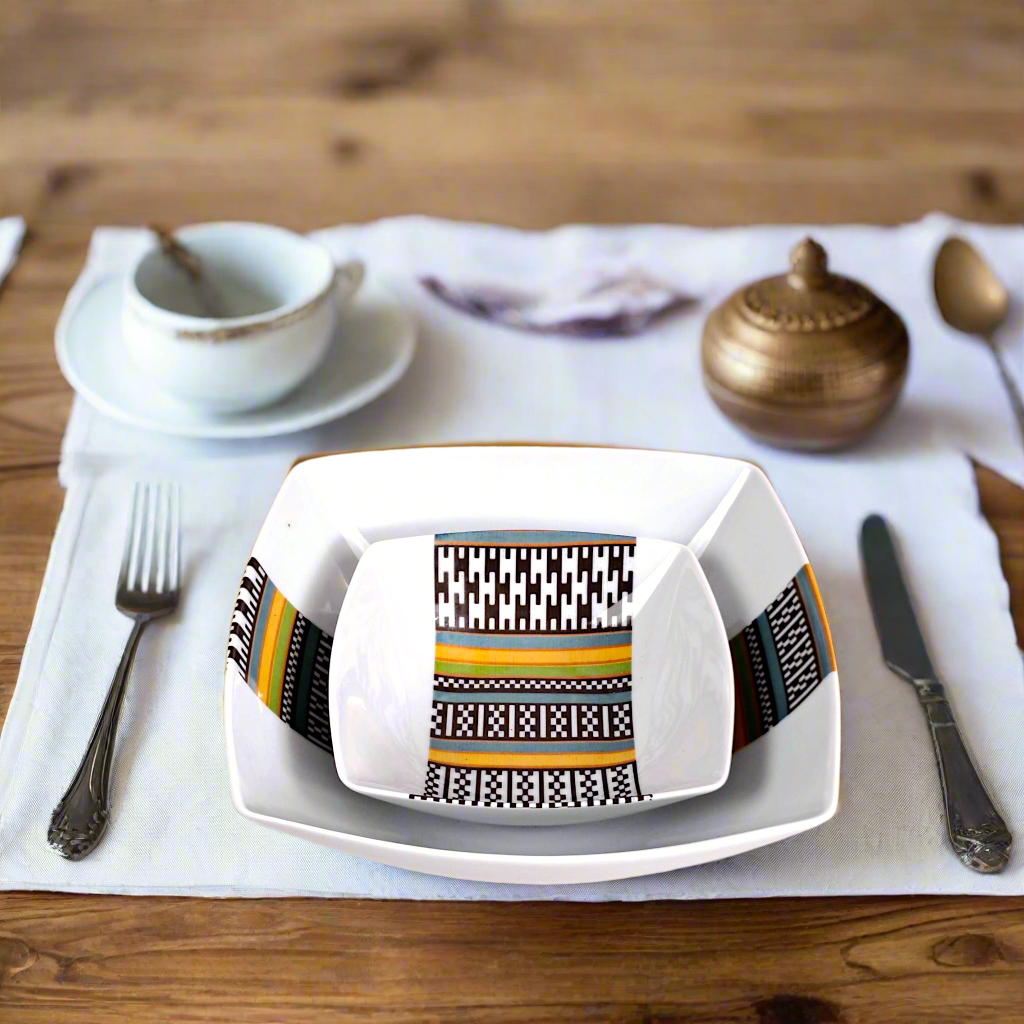 Saladier en porcelaine fine Française fabriquées à la demande motif bande Ethnique d'Afrique "Kanta" du Niger dans coffret
