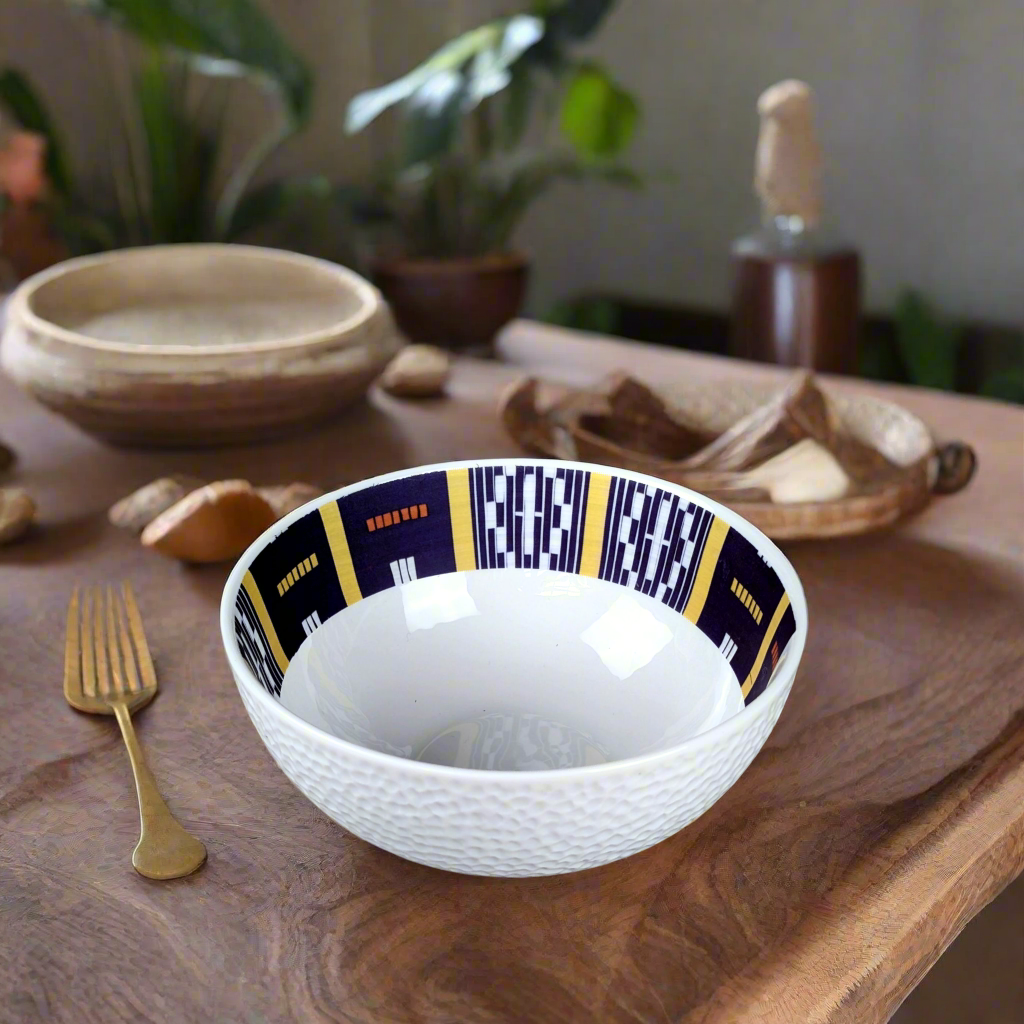 Bol grenaillé à l'extérieur en porcelaine fine Française fabriquées à la demande, motif de Côte d'Ivoire "Baoulé"