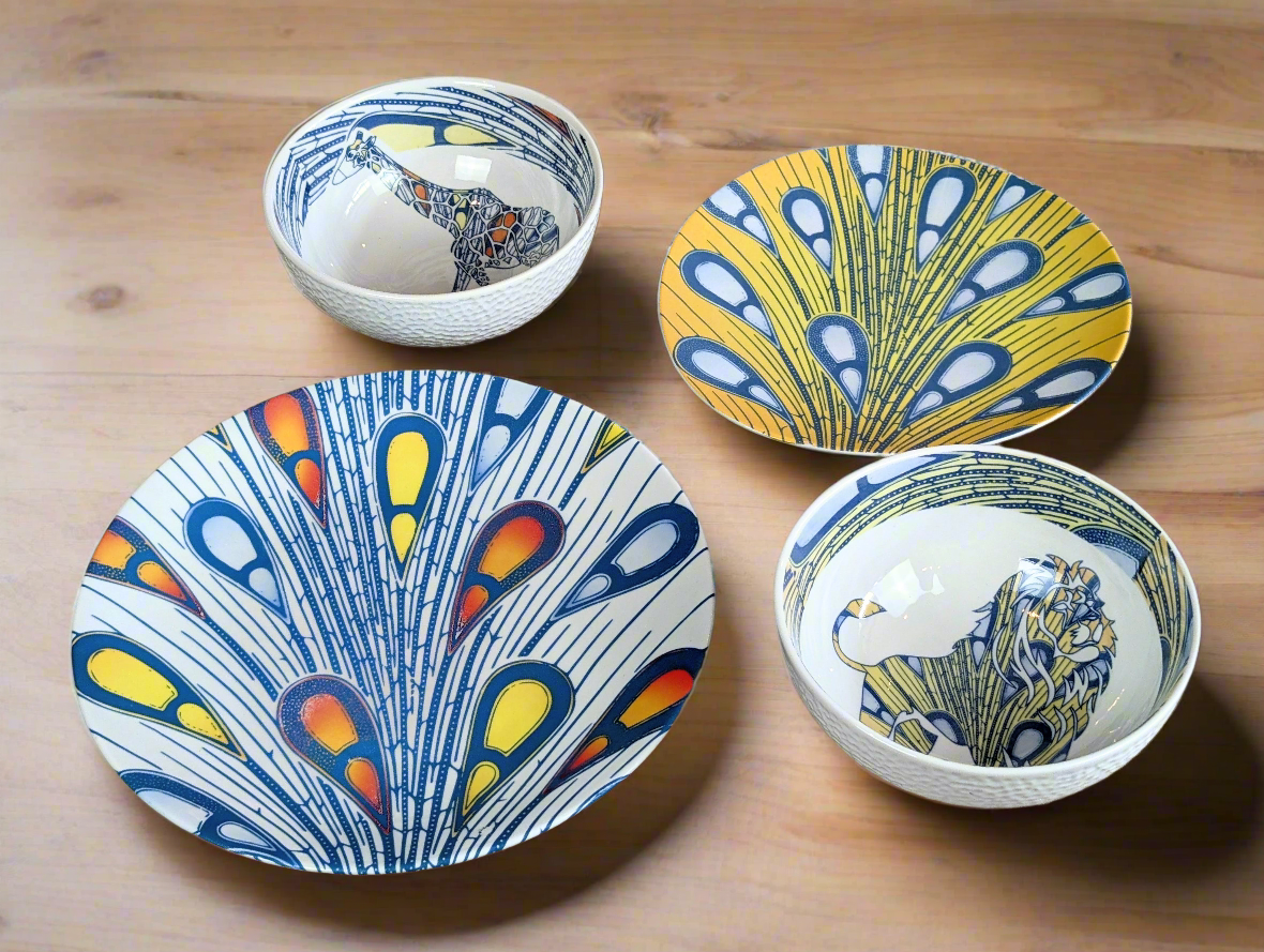 Bol grenaillé à l'extérieur en porcelaine française fabriqué à la demande motif WAX d'afrique "Lion Fée électricité" à l'intérieur