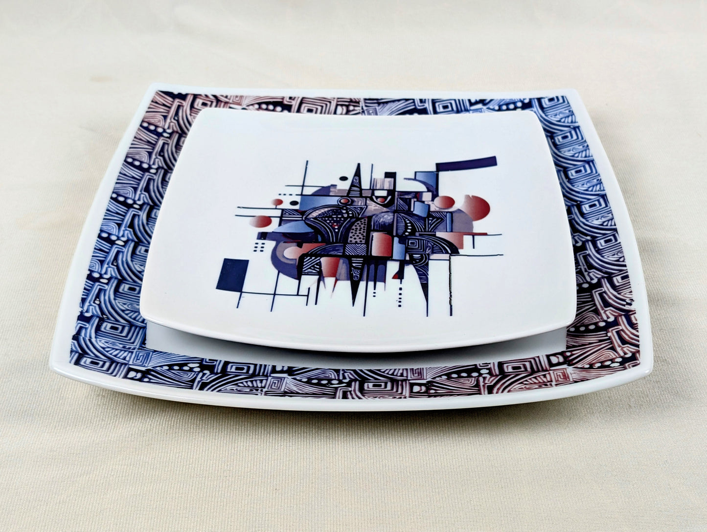 Box of 6 square pieces with ethnic ring motif "Artist KHA 1" in box