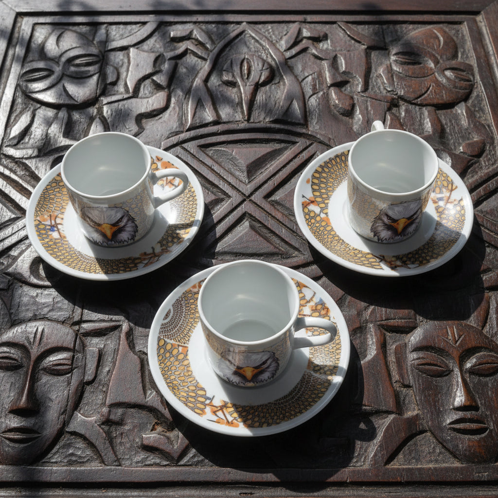 Tasse à Café en porcelaine Française avec soucoupe motif plein wax d'Afrique Gammaphone avec aigle