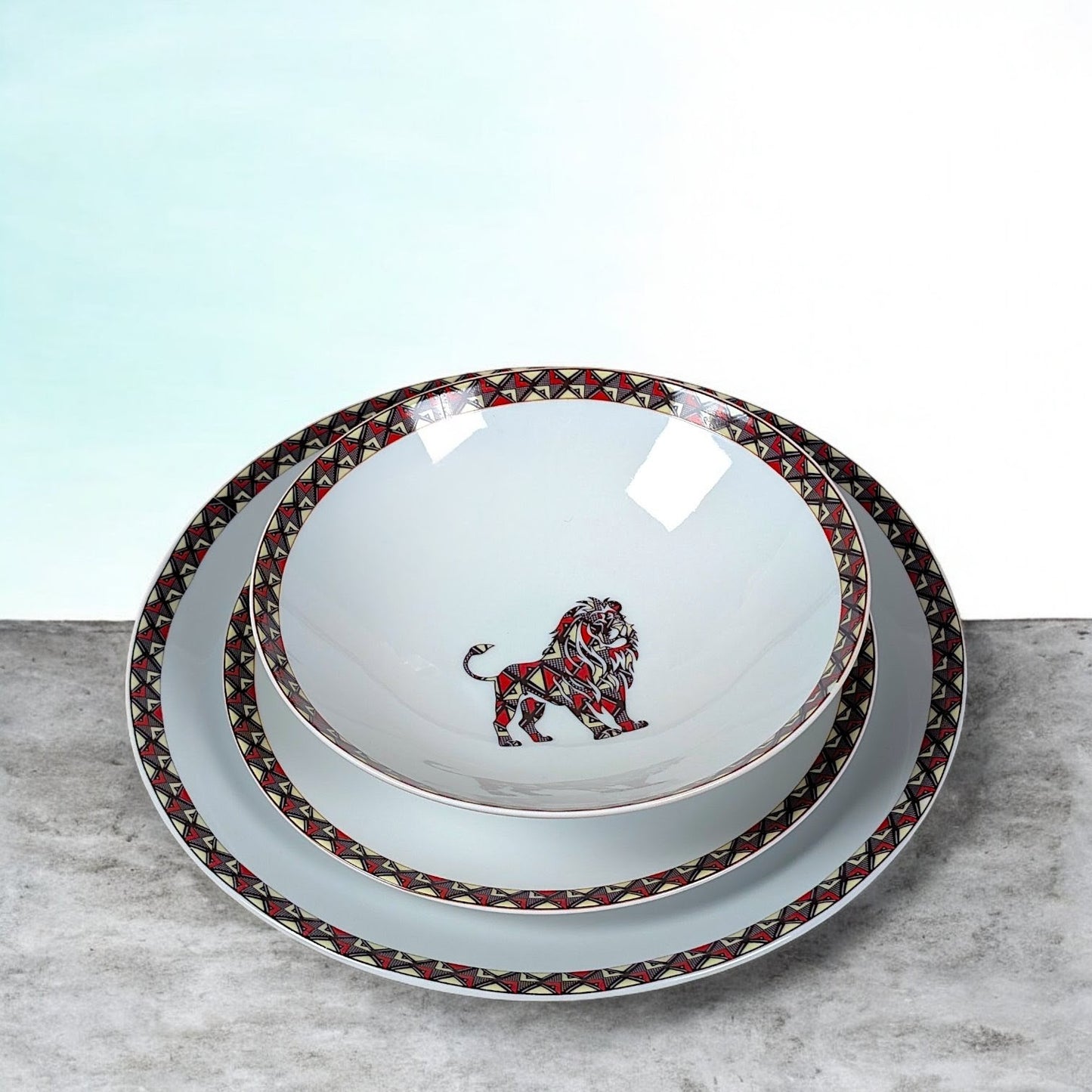 Coffret d'assiettes rondes en porcelaine fine Française avec  motif anneaux fins Ethnique bogolan détaillé avec "lion" de Côte d'ivoire (6 assiettes)