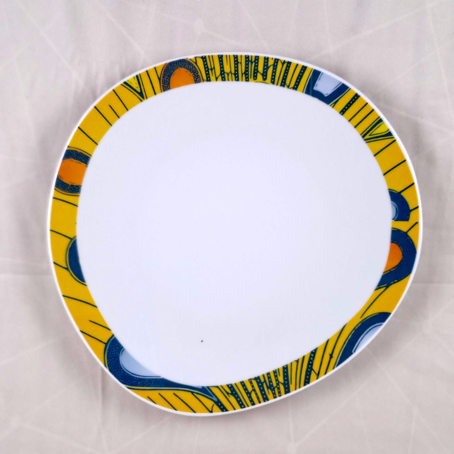 Coffret de 6 Assiettes Ovales en Porcelaine Fine – Motif Wax Africain “Electric Bulb” – Fabrication française personnalisable