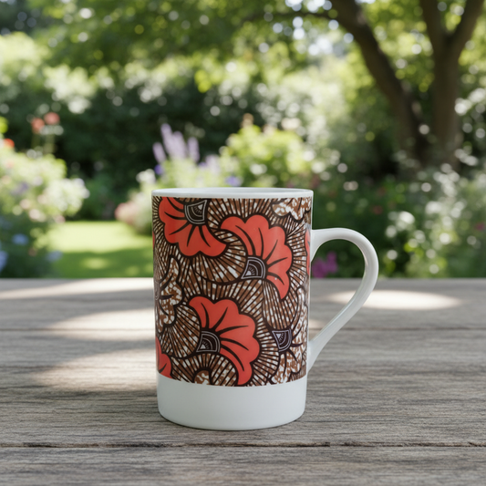 Mug en porcelaine fine Française fabriqué à la demande, motif WAX,  extérieur  "Fleurs de Mariage" fond perlé maron, fleurs oranges