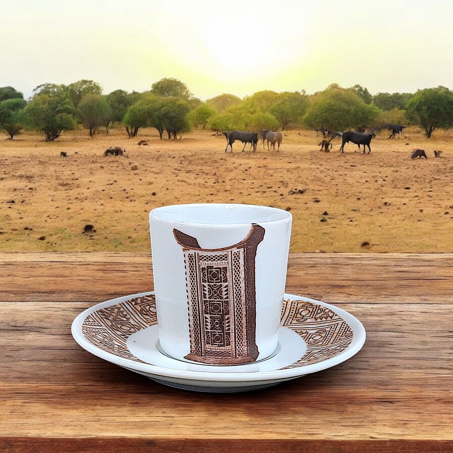 Coffret prestige spécial Bénin – 6 tasses en porcelaine fine française, ornées de motifs inspirés de l’histoire du Bénin